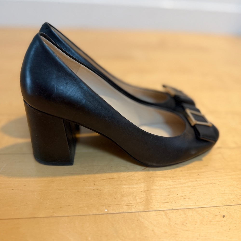 🖤 Cole Haan Tali Bow Pumps – Size 7.5B 🖤 - Picture 2 of 5